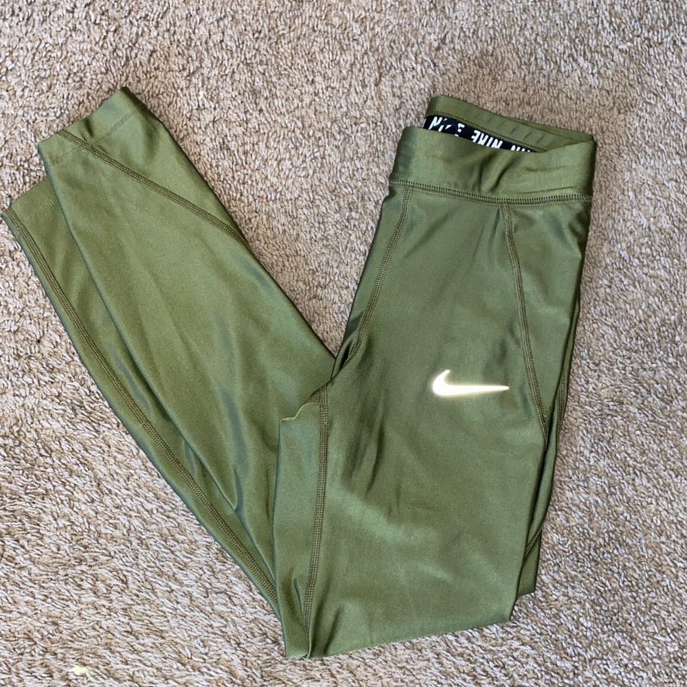 Nike leggings